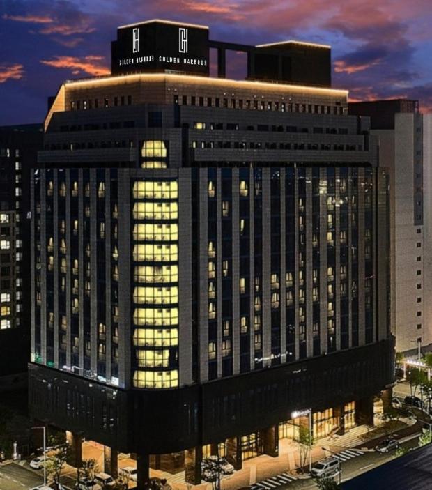 Golden Harbor Hotel بيونجتايك المظهر الخارجي الصورة